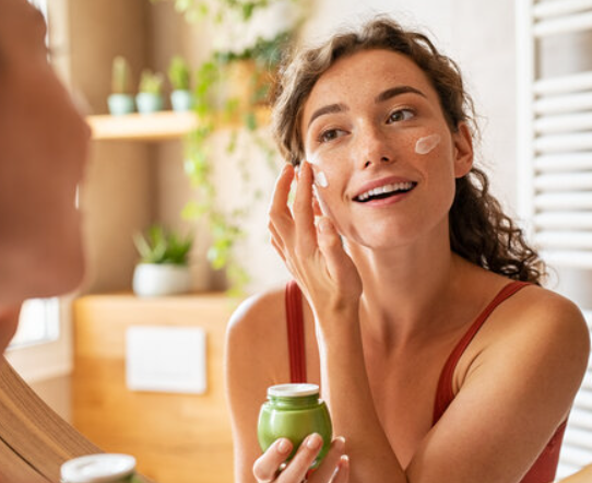 De opkomst van zero-waste beauty: duurzaam verzorgen zonder afval